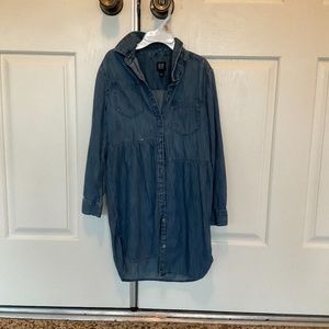 EUC Girls GAP denim girls blue denim button down Shirtdress.